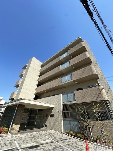 建物外観　鉄筋コンクリート造・ガッチリした建物です♪♪