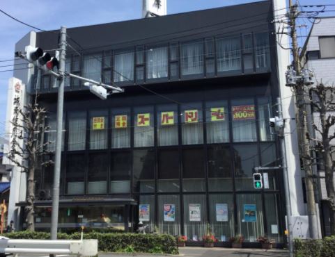 銀行　城南信用金庫瀬田支店（銀行）まで100m