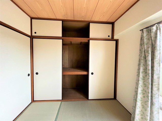 ＪＲ山陽本線 明石駅 徒歩18分 3階建 築40年の内装写真