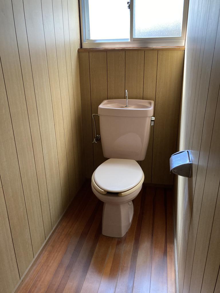 トイレ　独立したトイレです。