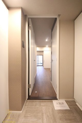 玄関　ブエナビスタ梅田ノース