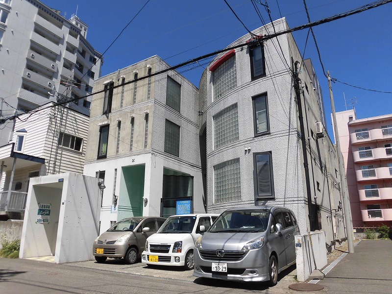 北海道札幌市中央区南十一条西１３（マンション）の賃貸物件の外観
