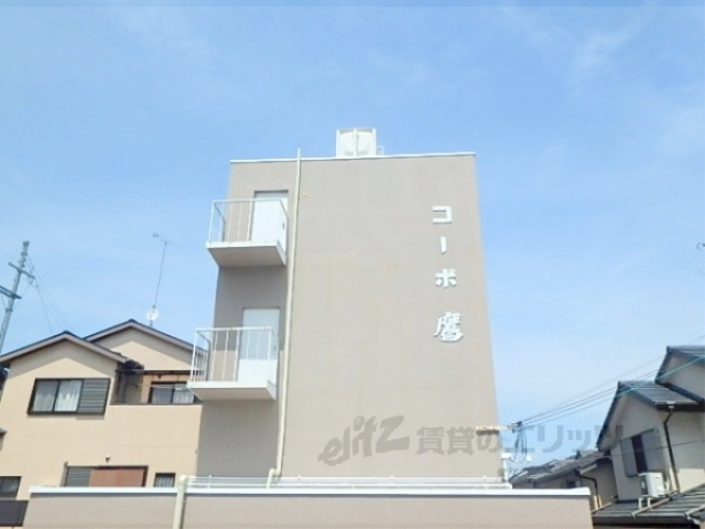 京都市北区鷹峯南鷹峯町のマンションの建物外観