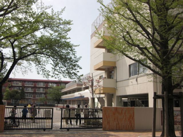 【サンライズ貫井の小学校】