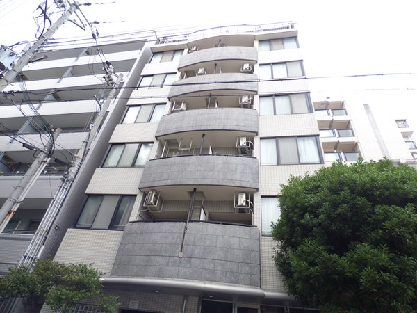 神戸市灘区深田町のマンションの建物外観