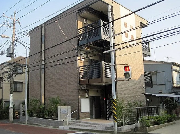 神奈川県横浜市南区別所４（マンション）の賃貸物件の外観