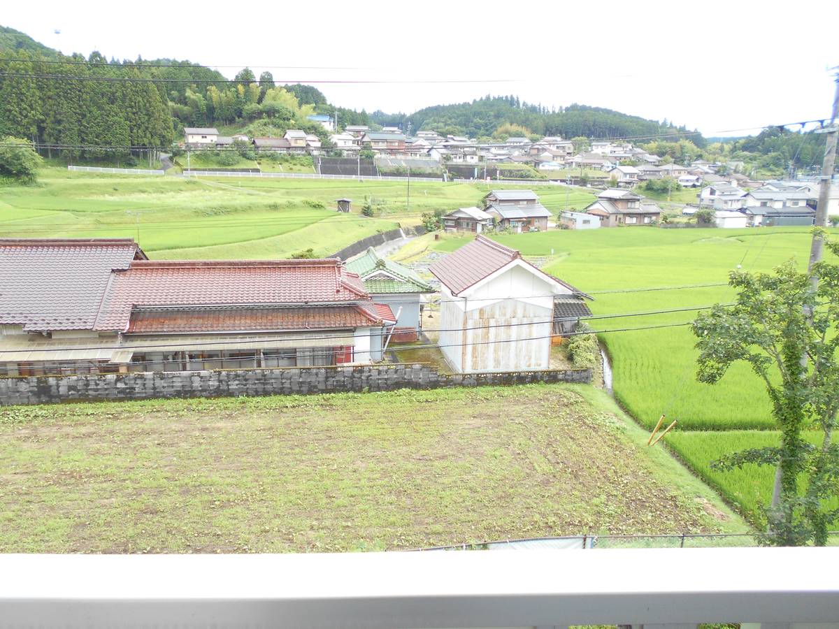 【恵那市明智町のマンションの眺望】