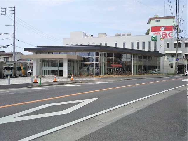 【松山市土居田町のマンションの銀行】