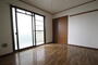 居室・リビング　※別のお部屋の写真です