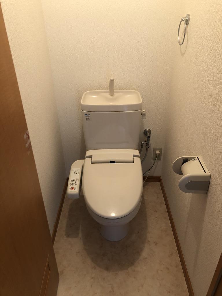 トイレ　ウォシュレット