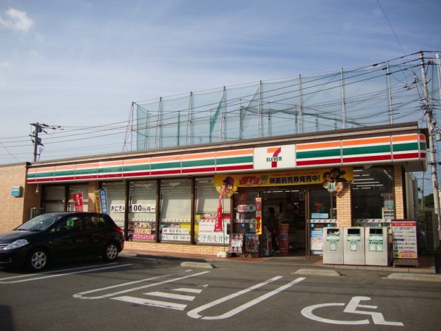 コンビニ　セブンイレブン 春日大土居店（コンビニ）まで688m