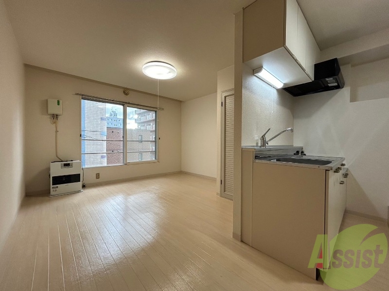 居室・リビング　広くてキレイなお部屋が広がっていて、充実した生活が送れそう。