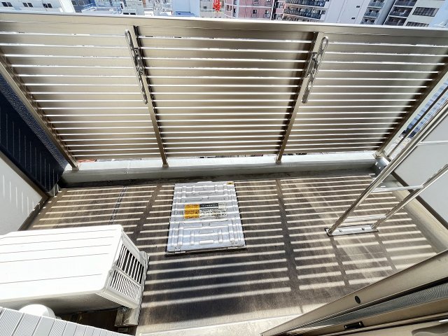 バルコニー　お洗濯にも便利なバルコニー付き