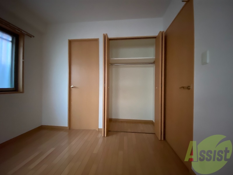 収納　クローゼットがありました。お洋服や荷物はここへ