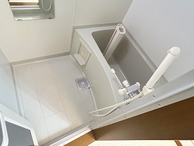 バス・シャワールーム　浴室