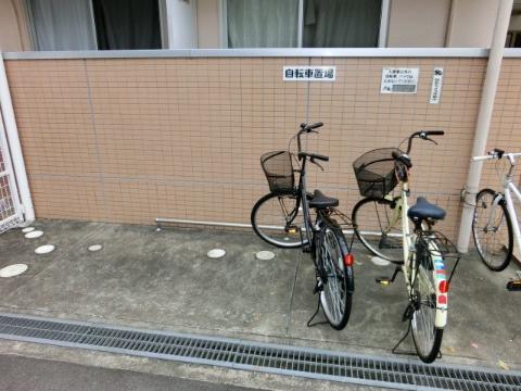 フローラ茨木　その他共有部分　駐輪場