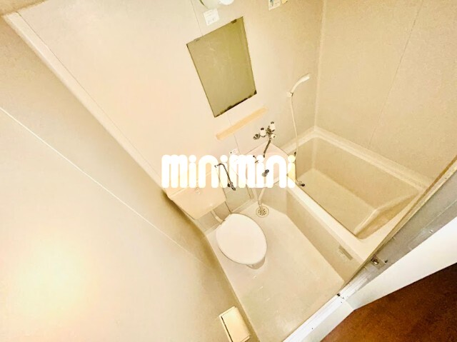 バス・シャワールーム　お手入れ簡単なユニットバスです！