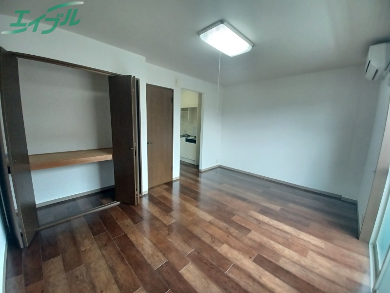 居室・リビング　※同型参照