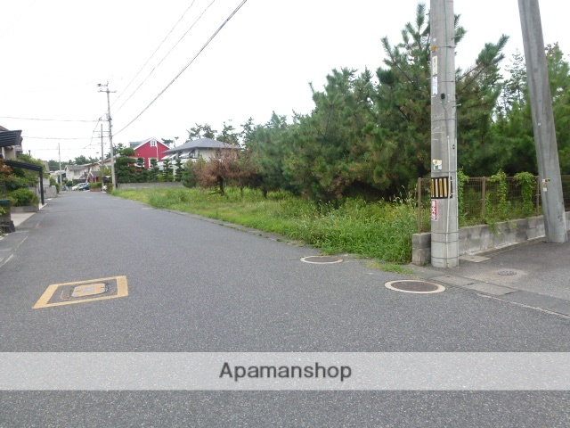 その他　前面道路（その他）まで0m