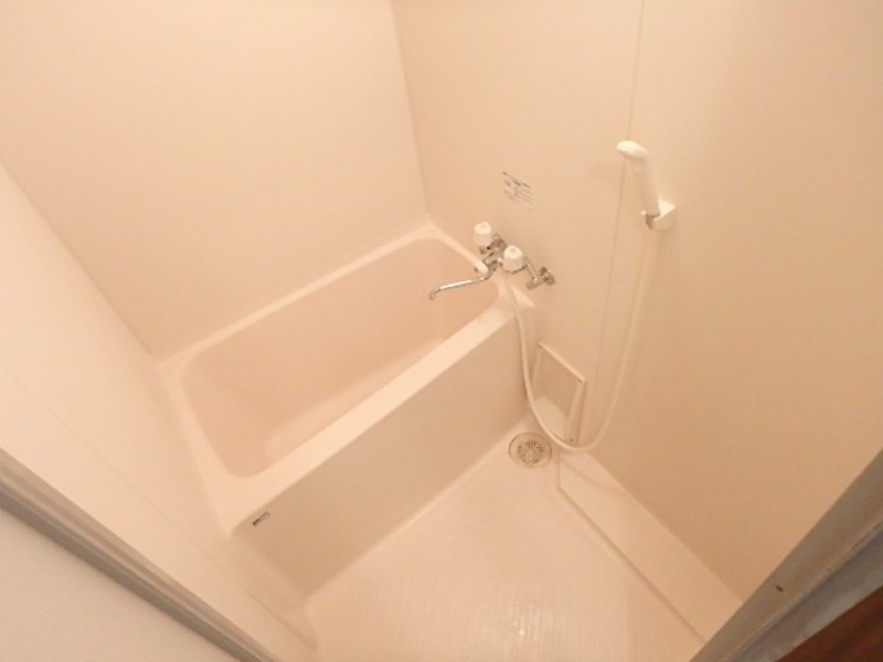 バス・シャワールーム　図面と現状に相違がある場合には現状を優先