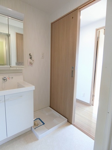 洗面設備　現況優先します