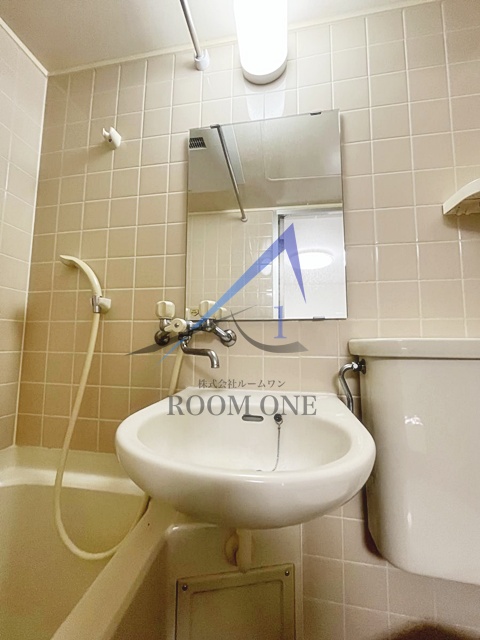 洗面設備　洗面台です。