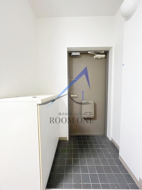 玄関　玄関です。