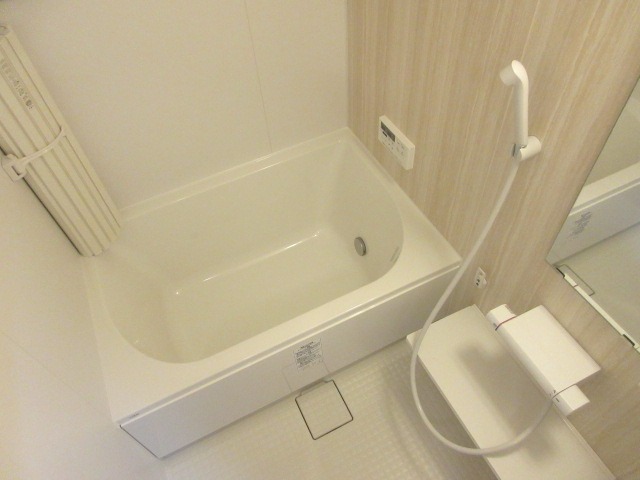 バス・シャワールーム　3階別室の参考写真です。現況を優先します。（303）