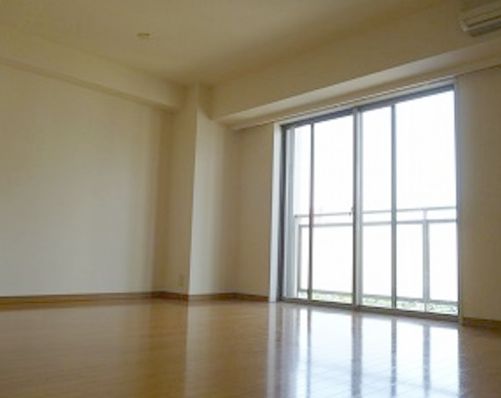 居室・リビング　同マンション内別部屋参照