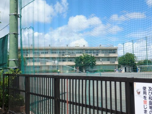 中学校　横浜市立もえぎ野中学校（中学校）まで296m