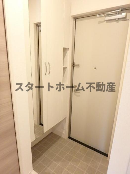 玄関　シンプルで使いやすい玄関です