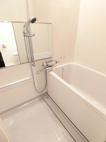 バス・シャワールーム　詳細は、RISUMO江坂本店→06-6155-7137まで♪