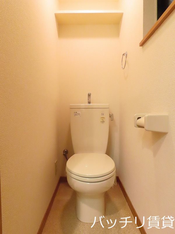 トイレ　同型タイプの為、現状を優先致します。