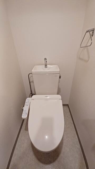 トイレ　ウォシュレット