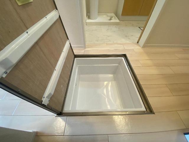 収納　床下収納