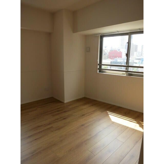 居室・リビング　☆明るい居間☆