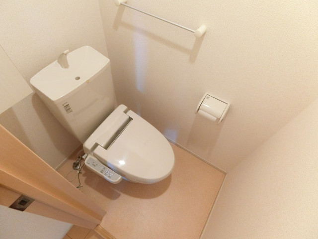 トイレ　ウォシュレット付