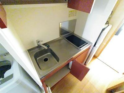 キッチン　シンク広めのため料理快適です♪