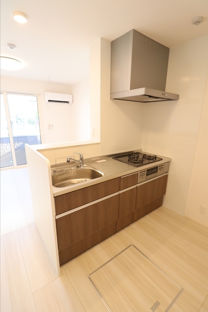 キッチン　対面システムキッチン