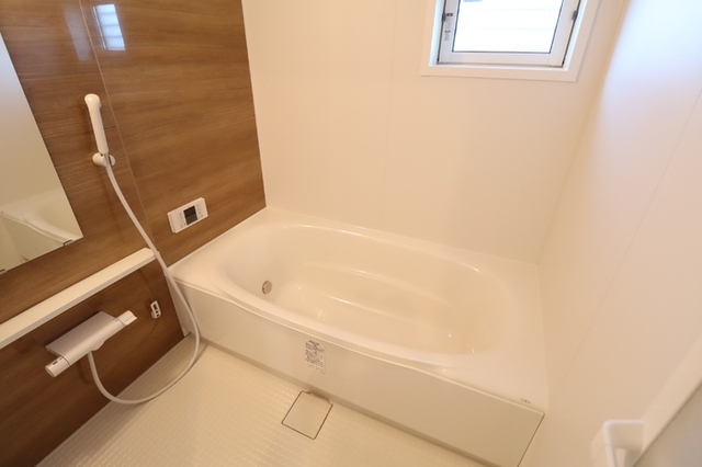 バス・シャワールーム　浴室