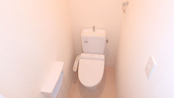 トイレ　同型タイプ