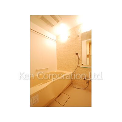 バス・シャワールーム　同タイプ5階のお部屋を撮影。仕様が異なることがあります。