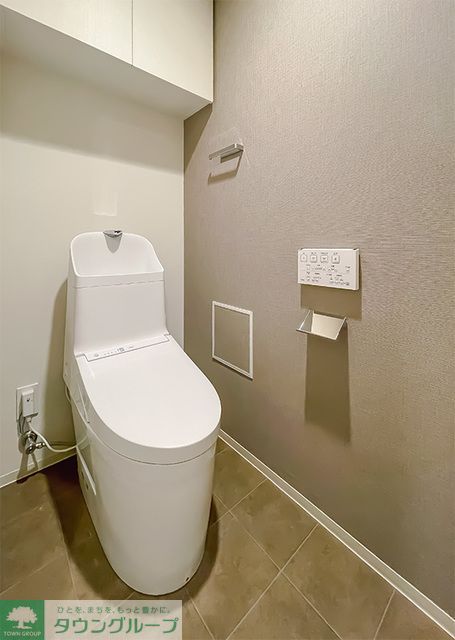 トイレ　※写真は同タイプ住戸です。