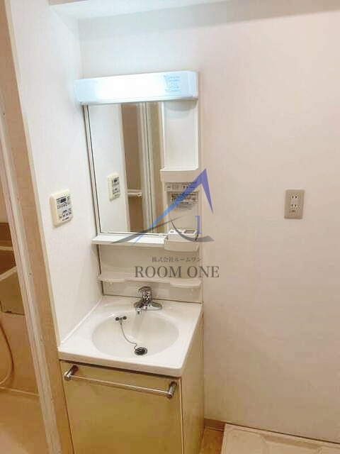 洗面設備　洗面台です。
