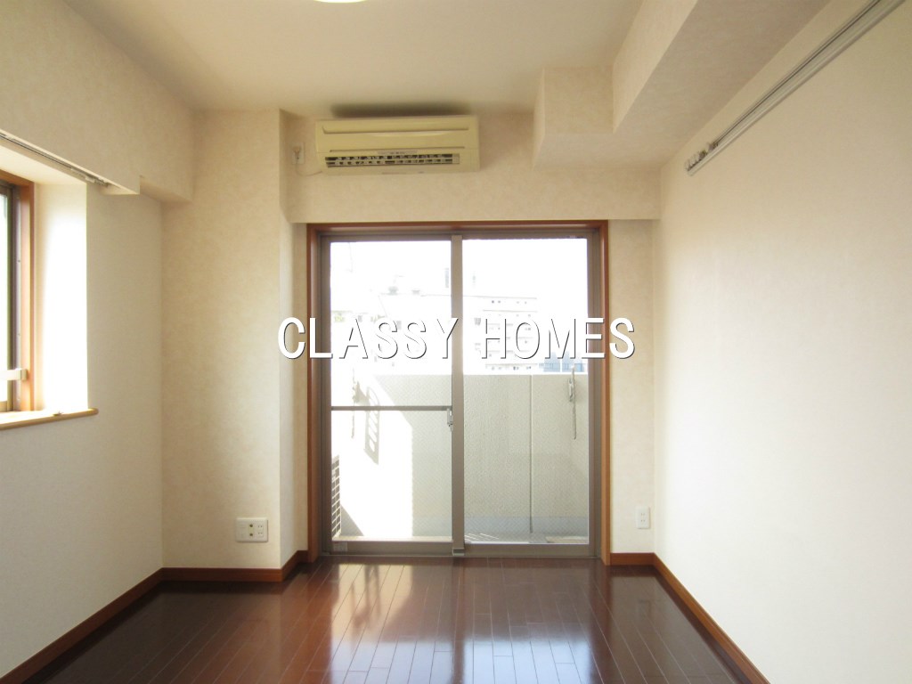 居室・リビング　2004年竣工　分譲マンション：居室