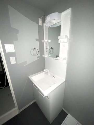 洗面設備　独立洗面台※同シリーズ物件の写真になります