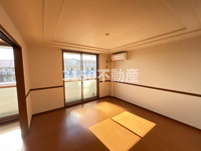 居室・リビング　リビング