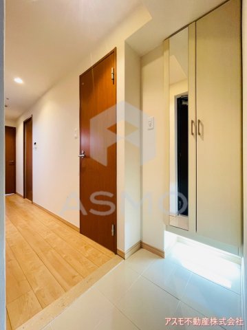 玄関　同マンション別部屋　参考写真