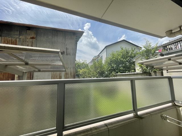 眺望　同マンション別部屋