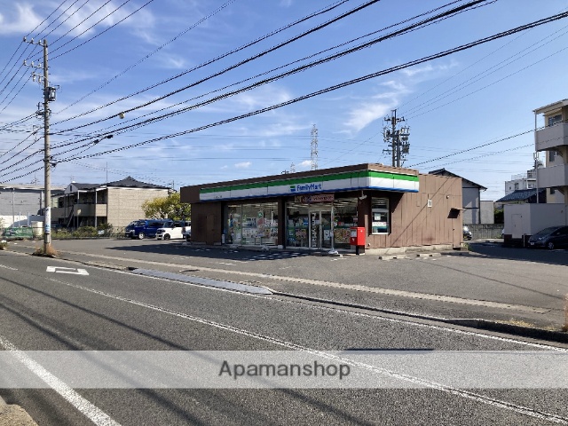 コンビニ　ファミリーマート本荘中ノ町店（コンビニ）まで335m